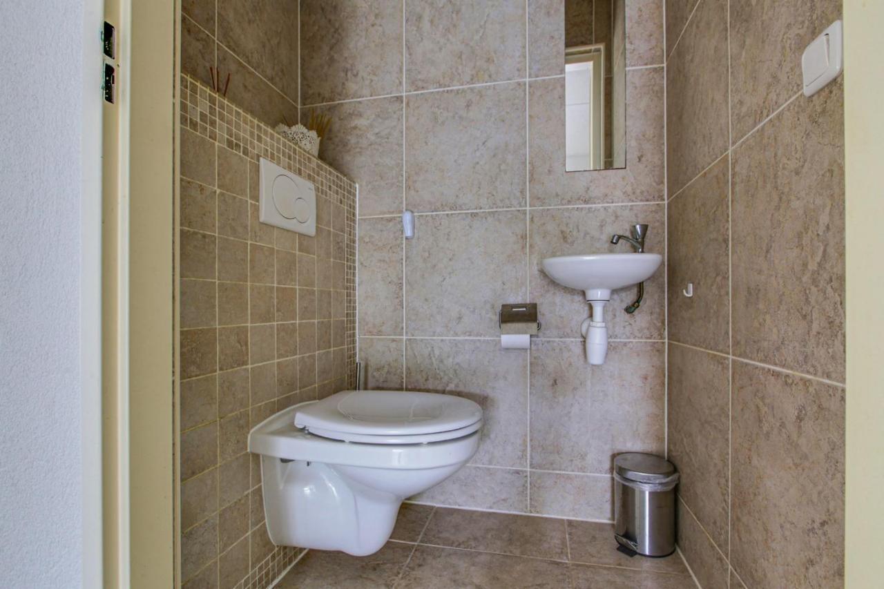 Big Family Villa 12P Big Garden With Bathtub And Jacuzzi Zeewolde Esterno foto