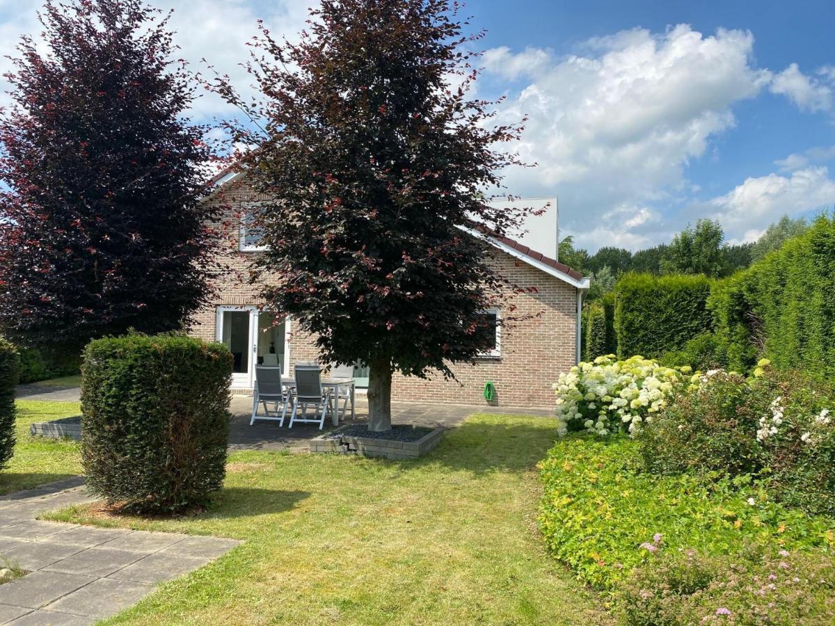 Big Family Villa 12P Big Garden With Bathtub And Jacuzzi Zeewolde Esterno foto
